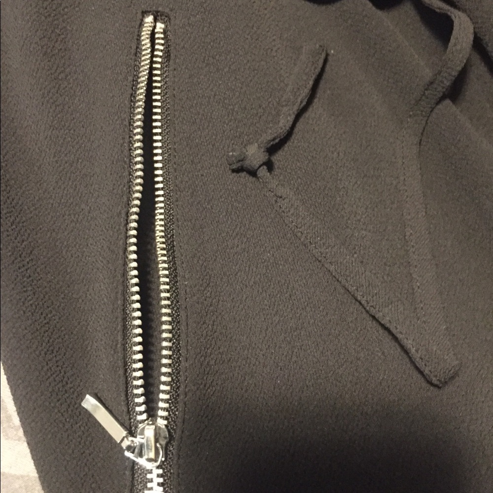 2x Black Long jacket/ blazer w/ drawstring waist - Picture 2 of 4